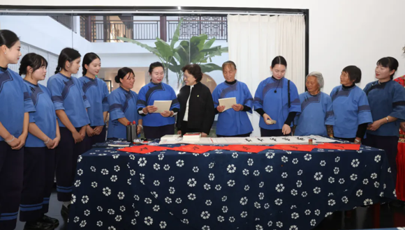 黄晓薇：凝聚亿万妇女力量 谱写中国式现代化新篇章